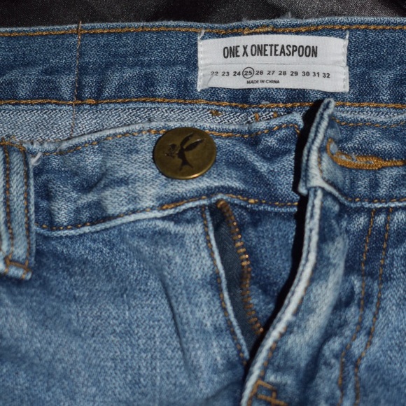 One Teaspoon Awsome Baggies cobain. - Picture 2 of 6